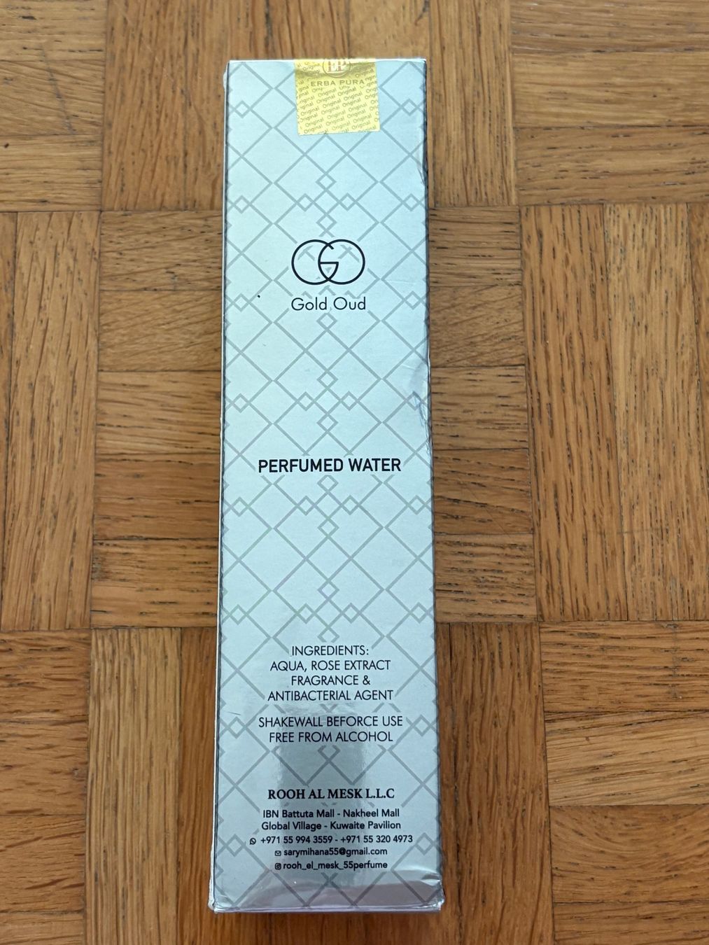 Profumi & Eau de Toilette: POWDERY Parfumed Water Gold Oud – Nuovo e nell'imballaggio originale da Grenchen venduto da SweetiesCH 1