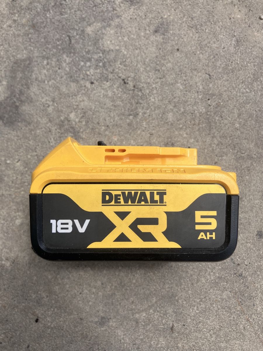Dewalt Seghe: Metallhandkreissäge Dewalt – Usato da Flühli LU venduto da Mansiber 4