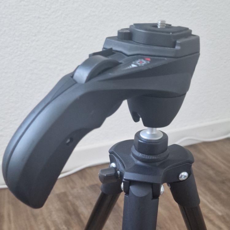 Manfrotto Treppiedi & Teste: Manfrotto Compact Stativ – Nuovo (secondo la descrizione) da Olten venduto da papalbina 1