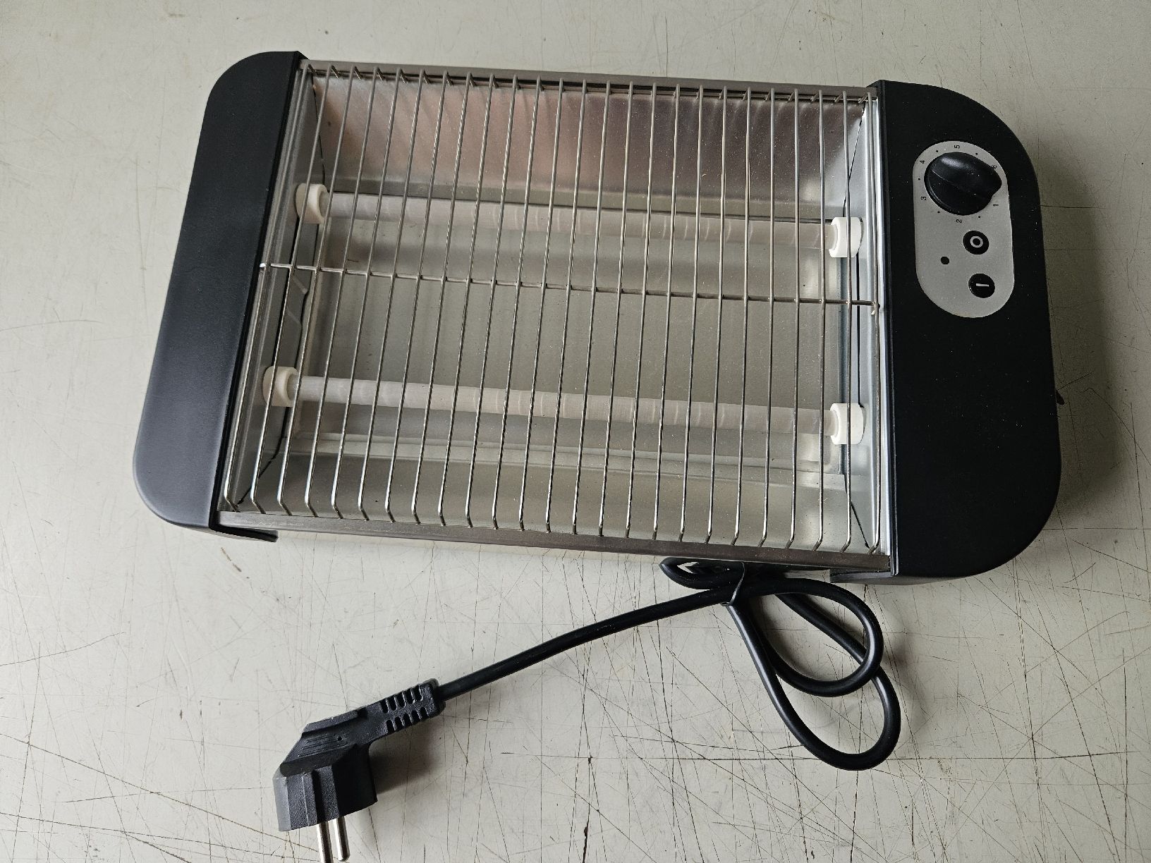 Elettrodomestici da cucina: EL. FLACHTOASTER (NEU) ,ab 19-. – Nuovo e nell'imballaggio originale da Oberburg venduto da znas 1