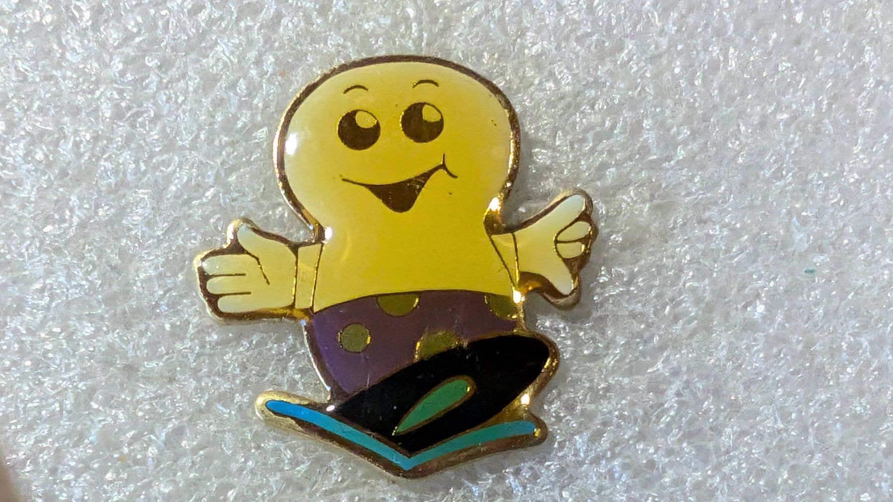 Placchette & Badge: Ansteckpin 226: Maga Bio – Usato da Oppligen venduto da Pin-Fall-Shop
