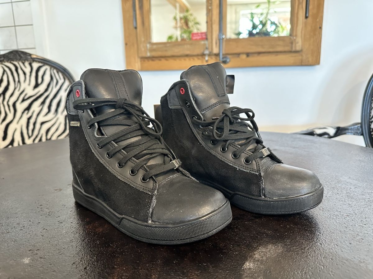 Scarpe da uomo: Motorrad-Schuhe Gr. 36 – Nuovo (secondo la descrizione) da Galmiz venduto da CoMa72