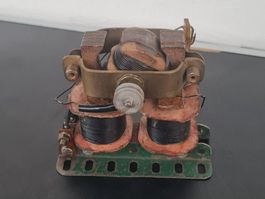 Dampfmotor / Kleiner Elektromotor / Antrieb / Elektromagnet?