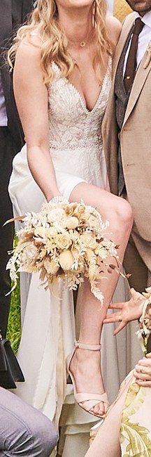 Vestiti: Wunderschönes Brautkleid, Gr. 36, ivory, Spitze Sommer – Usato da Niederglatt ZH venduto da Trachsi 2