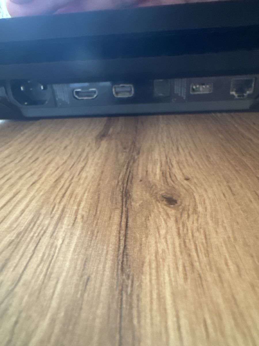 Sony Console: Sony PlayStation 4 Pro 1TB + HDMI-& Stromkabel – Difettoso da St. Gallen venduto da RubenPF 3