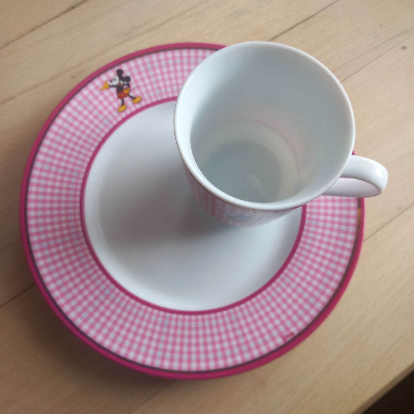 Disney Set di piatti: Kindertasse mit Teller - Best of Mickey. – Usato da Ebnat-Kappel venduto da blazzi 1