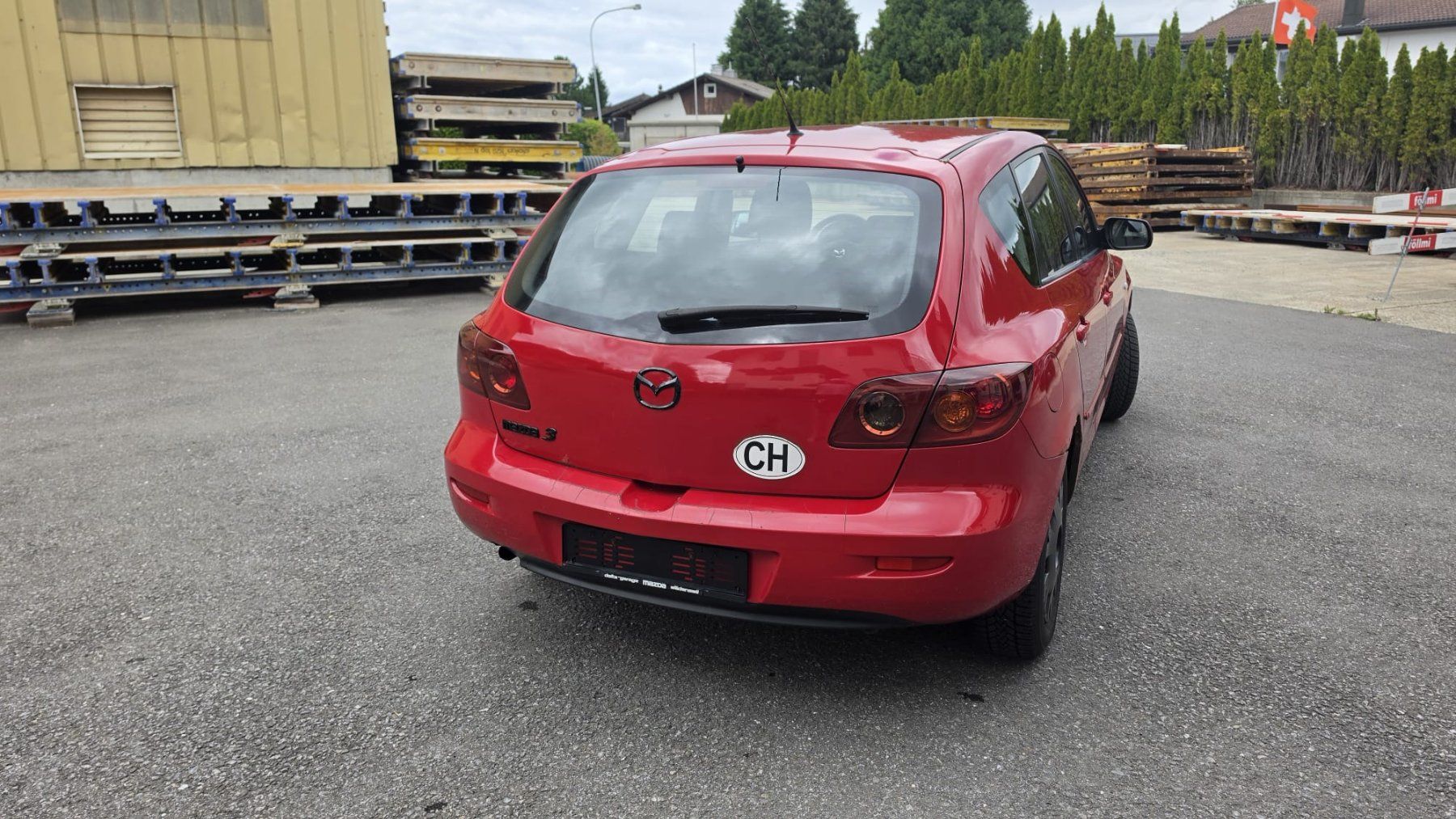 Mazda Automobili: MAZDA 3 1.6 (Export/Ersatzteile) – Usato da Einsiedeln venduto da sodollo 2