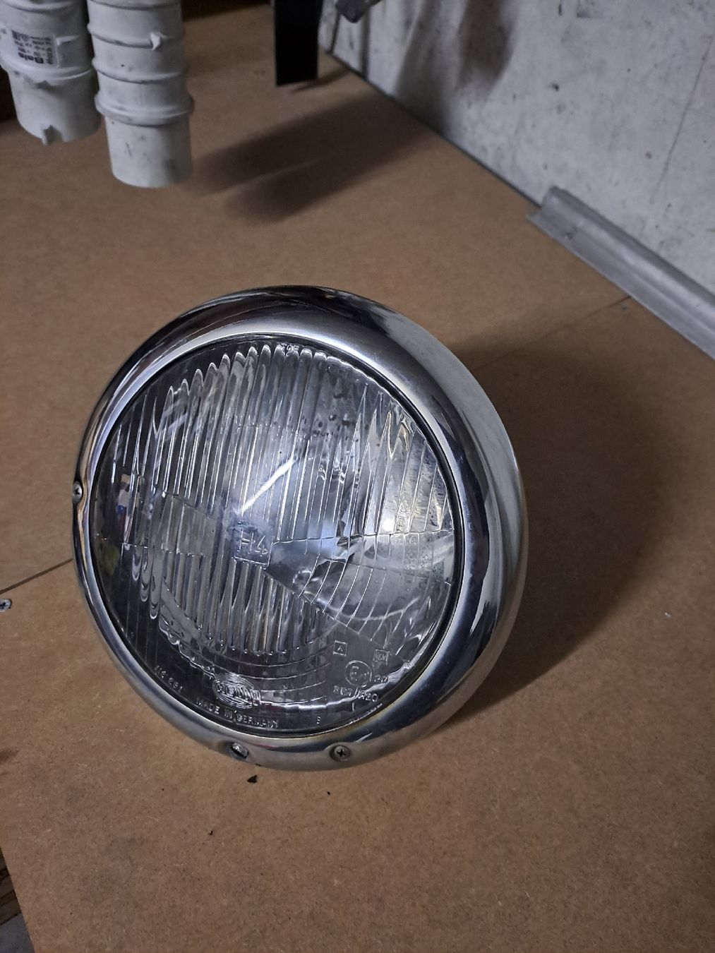 Hella Fari: Scheinwerferglas zu Volvo N88 – Nuovo (secondo la descrizione) da Riedtwil venduto da Scania94D-