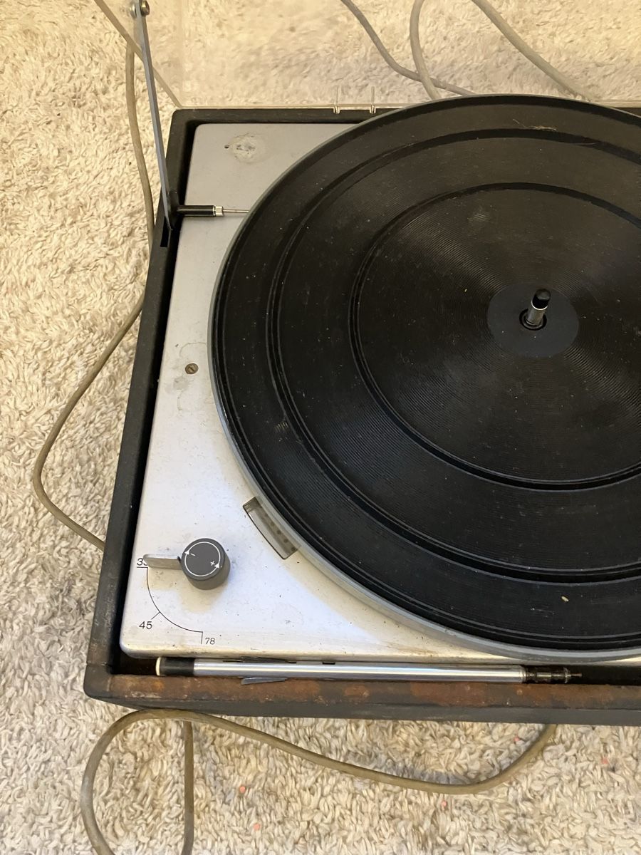 Braun Giradischi: Tourne-disque Braun, état usagé – Usato da fribourg venduto da Retroverso 2