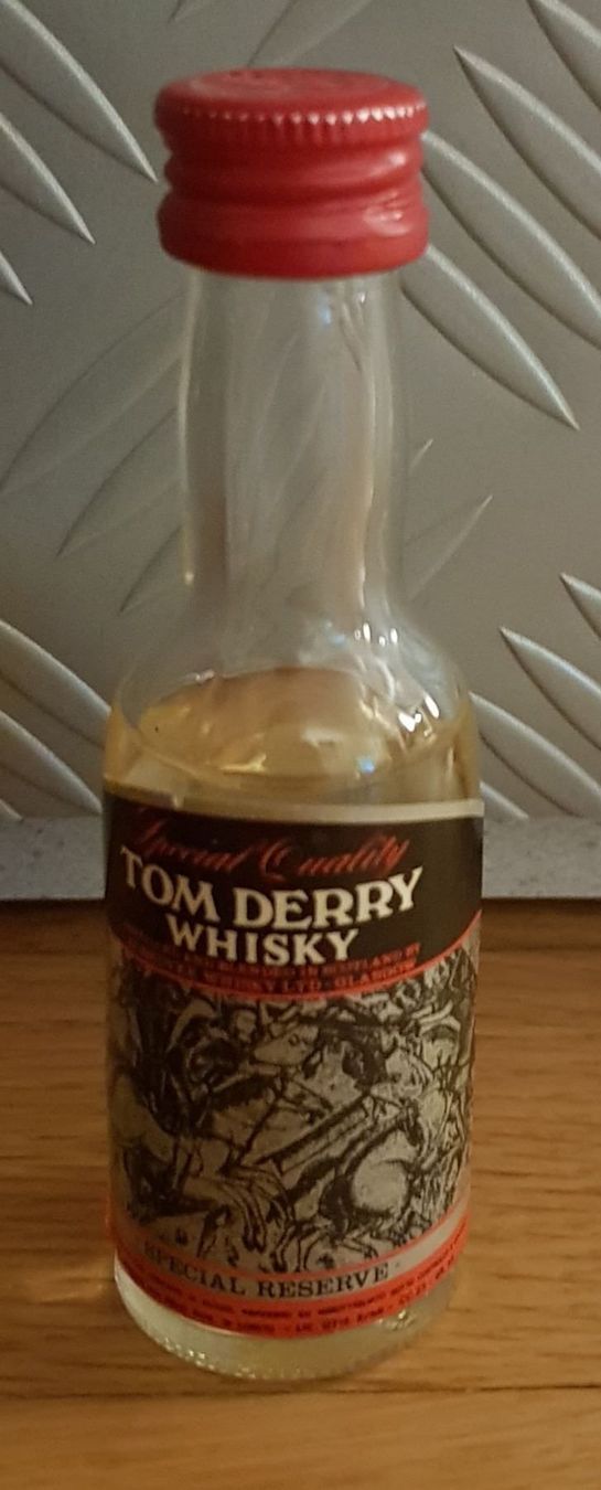 Bevande alcoliche: TOM DERRY WHISKY SPECIAL RESERVE – Nuovo (secondo la descrizione) da Emmenbrücke venduto da Herzog07 2