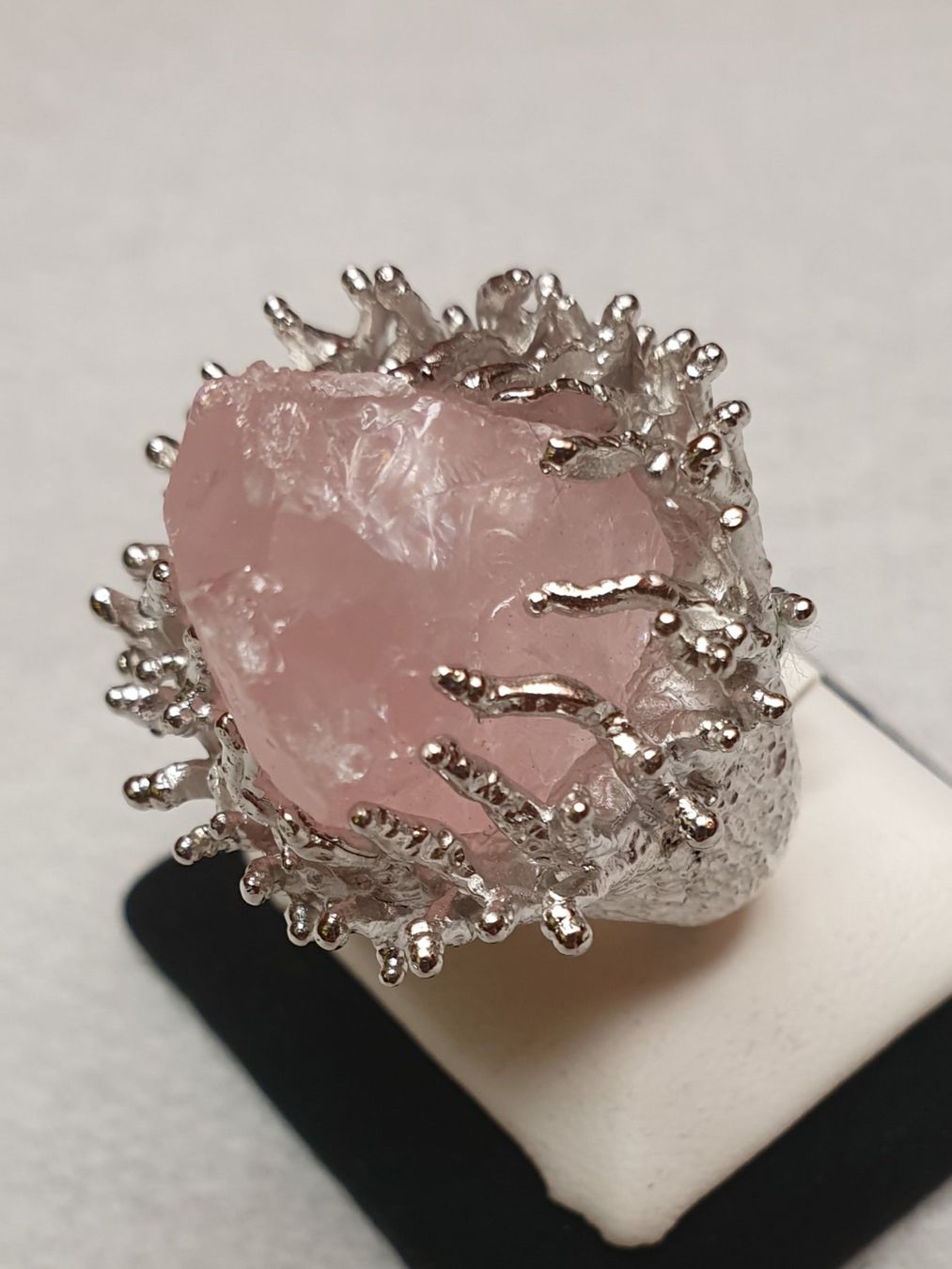 Anelli: Ungeschliffener Rosenquarz Ring – Nuovo (secondo la descrizione) da Zürich venduto da benedikt12 2
