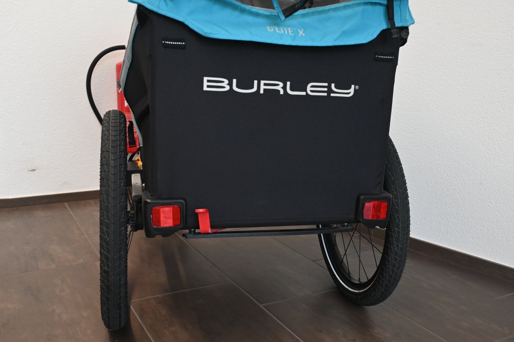 Burley Anhänger: Premium Veloanhänger Burley D'Lite X Single – Gebraucht aus Wollerau von Karamalzii 4