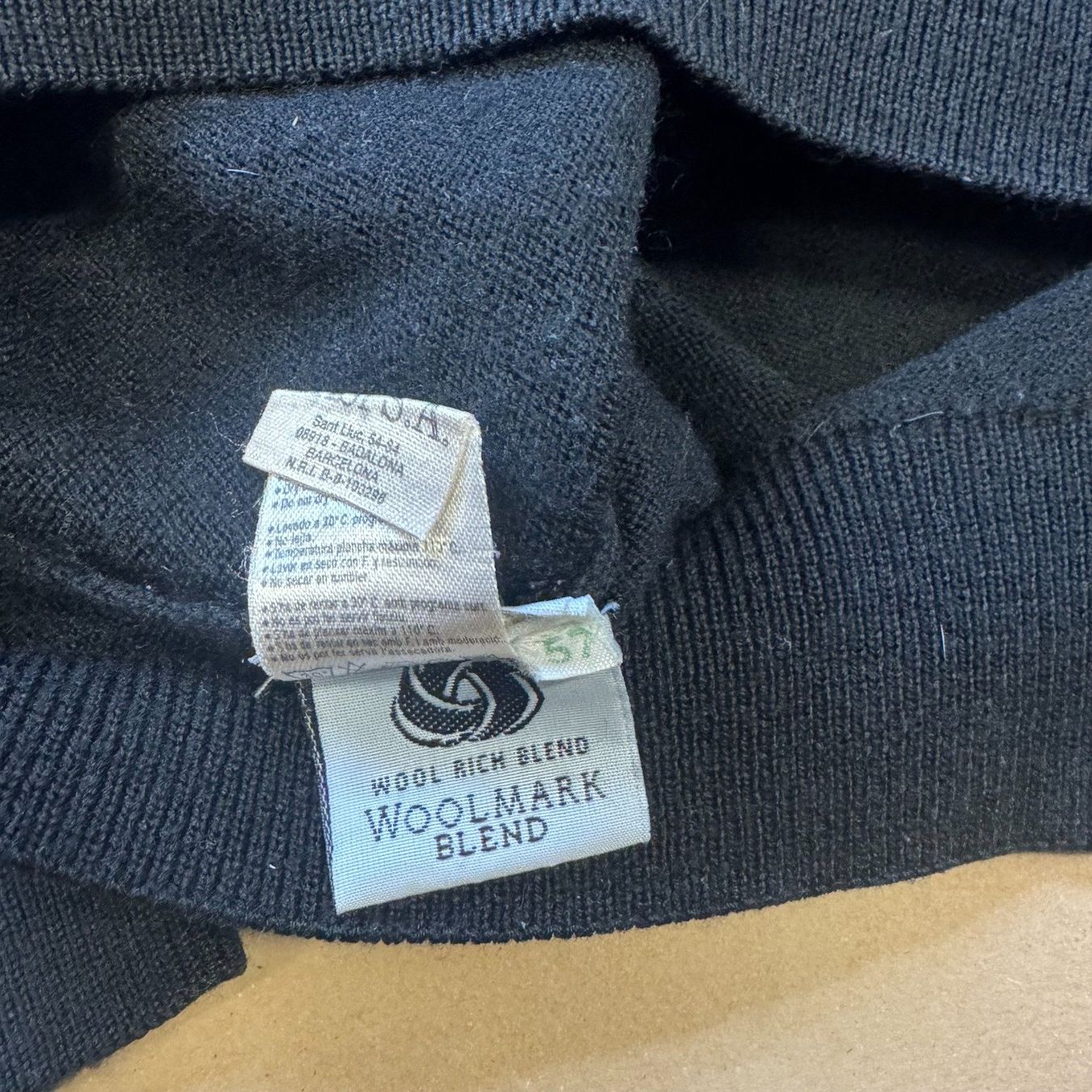 Lacoste Maglioni & Felpe: Lacoste vintage classic sweatshirt pull pullover retro – Usato da St. Gallen venduto da sourced_limited 4