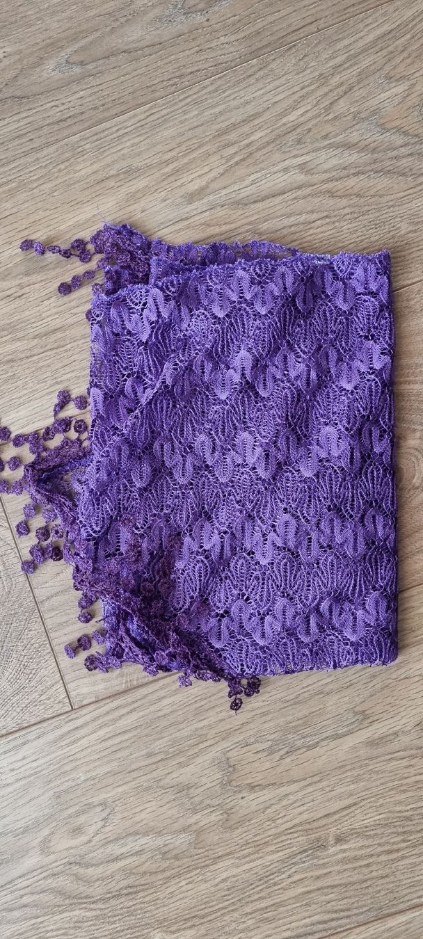 Foulard & Sciarpe: Schal Violett – Usato da St. Gallen venduto da dan_w62f 1