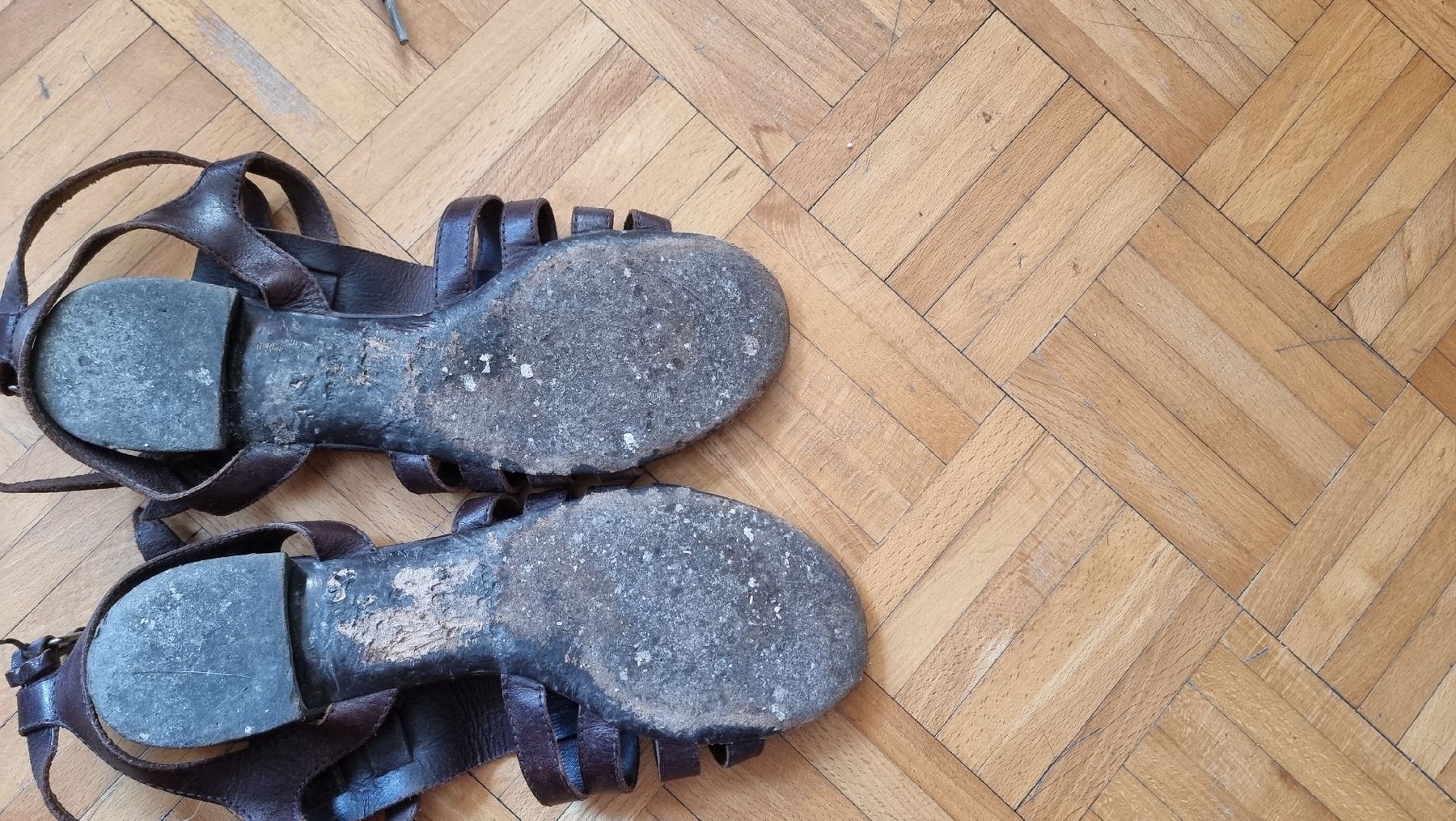 Balenciaga Damenschuhe: sandales en cuire Balenciaga – Gebraucht aus Carouge GE von mon_x9y7 2
