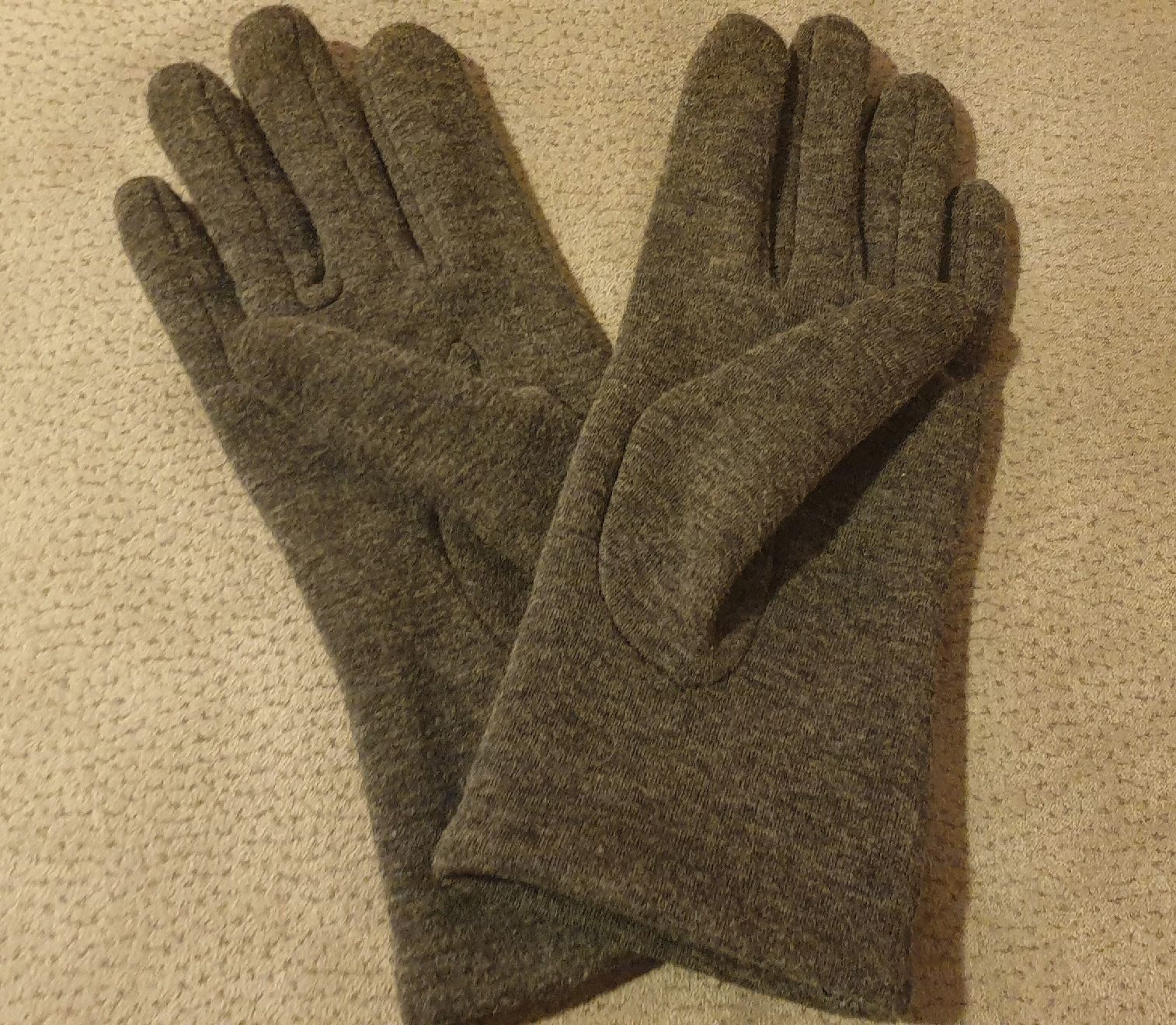 Guanti & manicotti: Handschuhe mit Steinchen - gefüttert – Usato da Zürich venduto da ptanyela 1