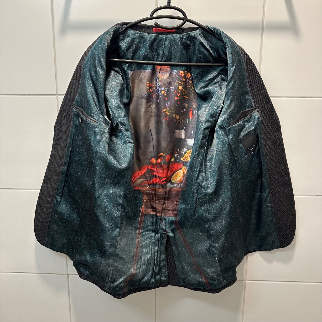 Ted Baker Completi: Ted Baker - Sakko - Gr.3 (L) – Usato da Ittigen venduto da Fabulous_Fab1 3