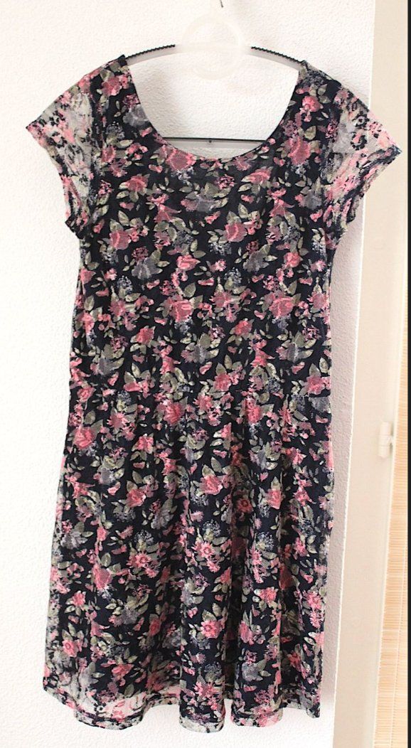 Vestiti: Kleid, Gr. S – Usato da Locarno venduto da madame-tus-sauds 2