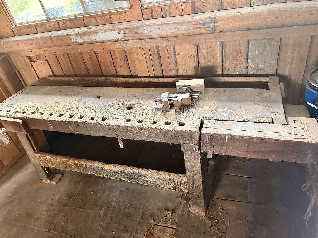 Banchi da lavoro: Établi – Usato da Fribourg venduto da bouchers 2