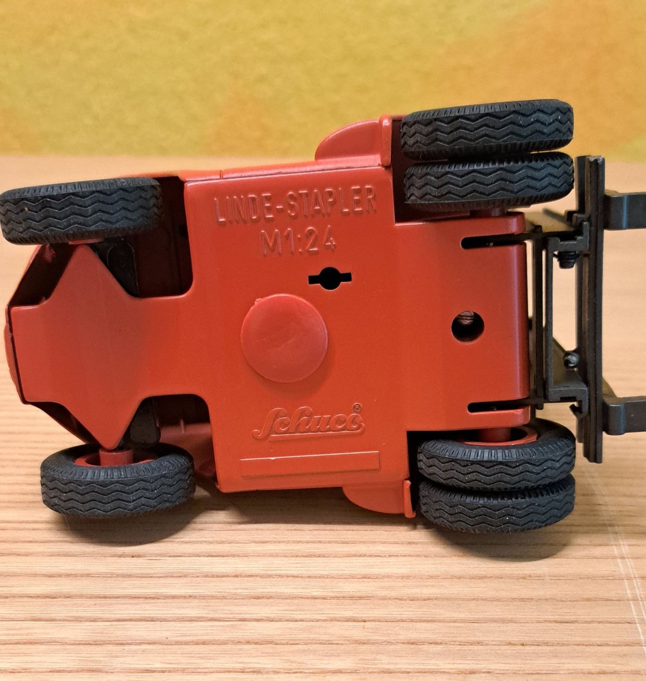 Schuco Modellini d'auto: Linde Modell Stapler (Gabelstapler) Schuco – Usato da Dietlikon venduto da kosta.katoglou 7