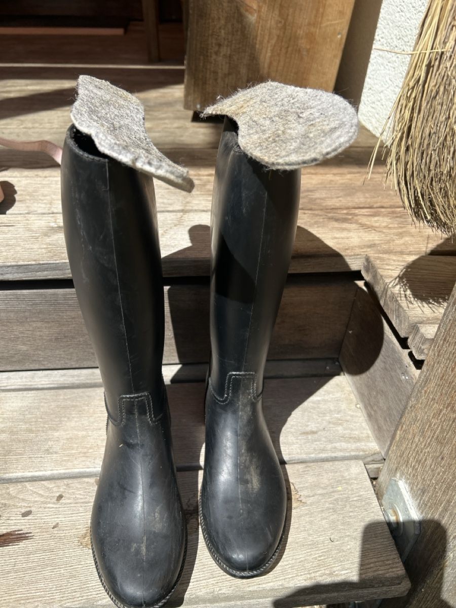 Scarpe per ragazze: Reitstiefel Gummi, Mädchen Gr: 34 – Usato da Schaffhausen venduto da kat_59s2