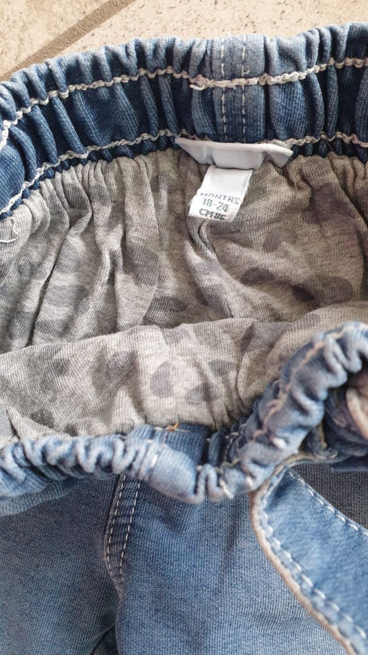 Lotti & Set di vestiti: Lot habits bébé taille 86 – Usato da Le Noirmont venduto da Guiguiguette 3