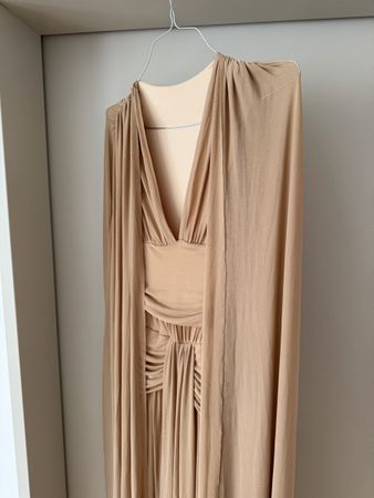 Abendkleid beige / Gold Grösse S ungetragen 
