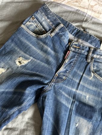 DSQUARED 2 jeans