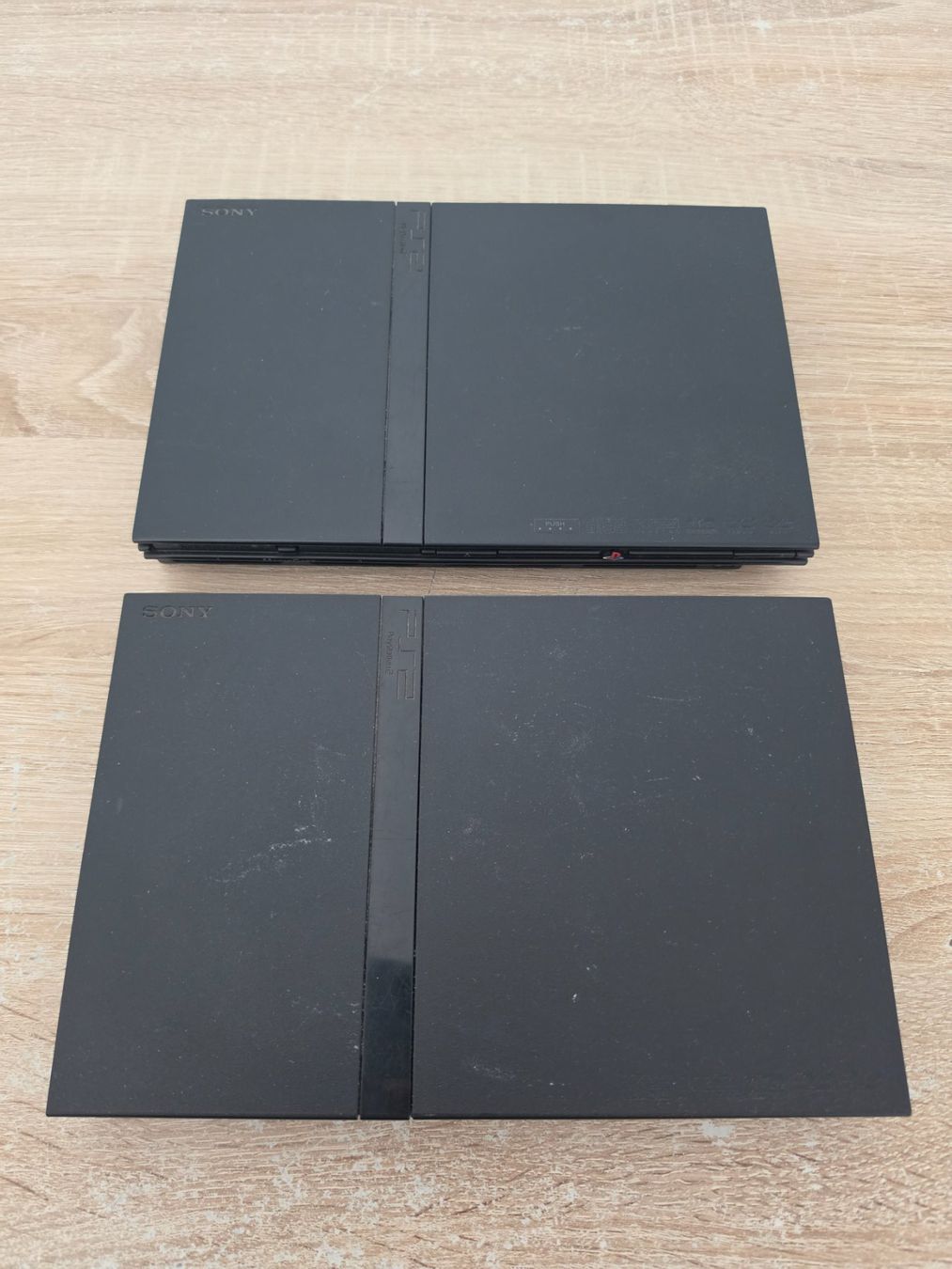 Sony Console: 2x Sony Playstation 2 Slim - PS2 – Difettoso da Sempach venduto da Knuckles17