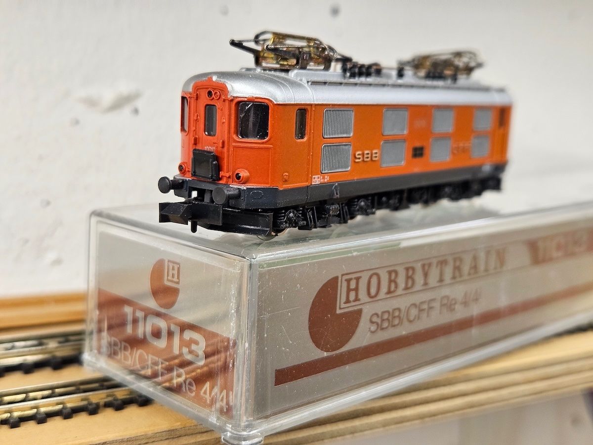 Hobbytrain Modellini di ferrovie: Re 4/4 I Digital spur N – Usato da Gunzgen venduto da luwy