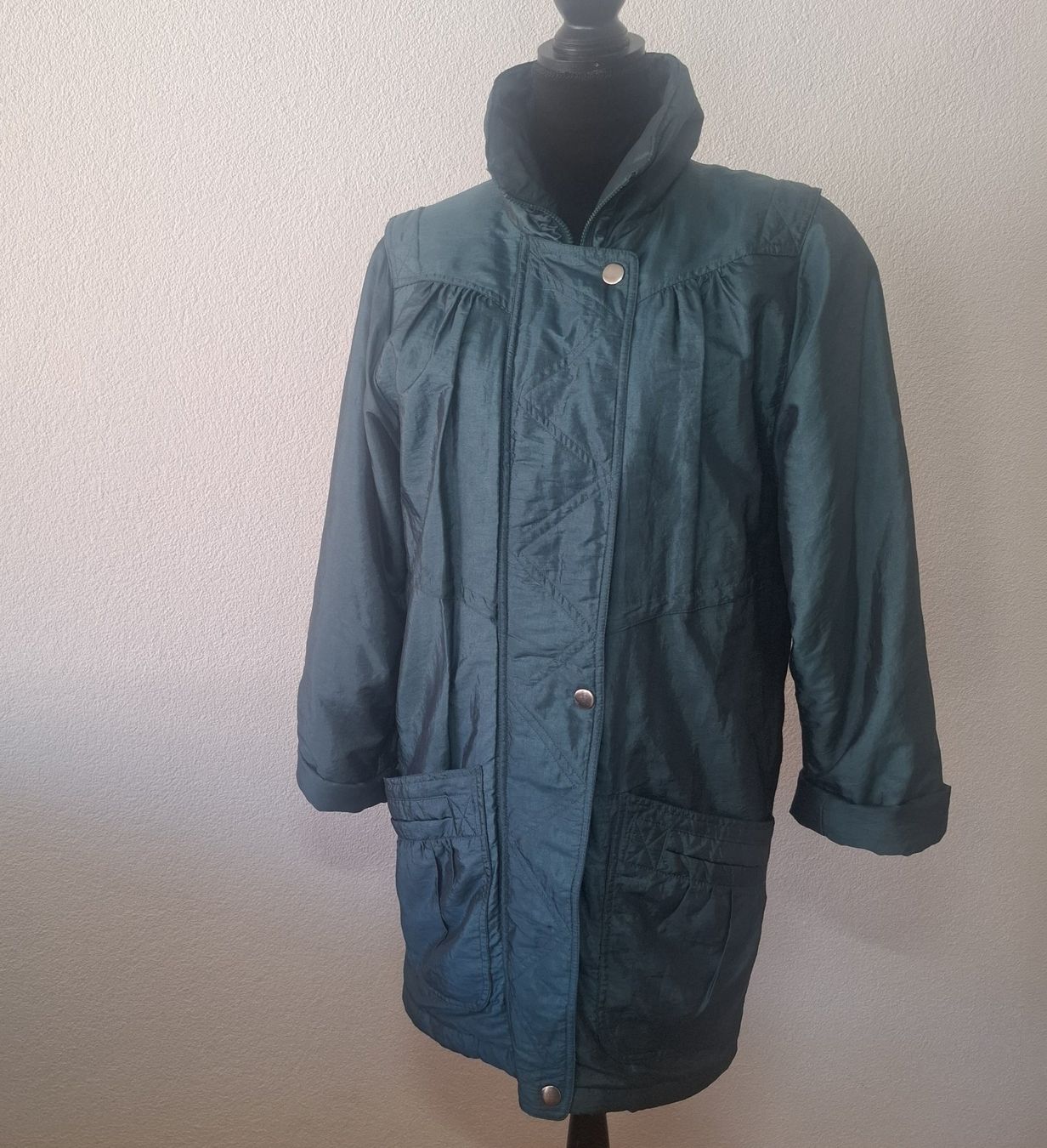 Jacken: Vintage Jacke – Gebraucht aus Interlaken von Karin787878