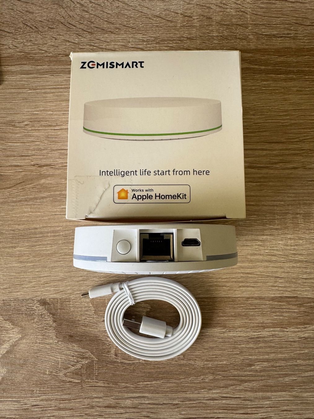 Hubs & Switches: Hub Zemismart Zigbee 3.0 d'occasion – Gebraucht aus Glovelier von D.S.B 1