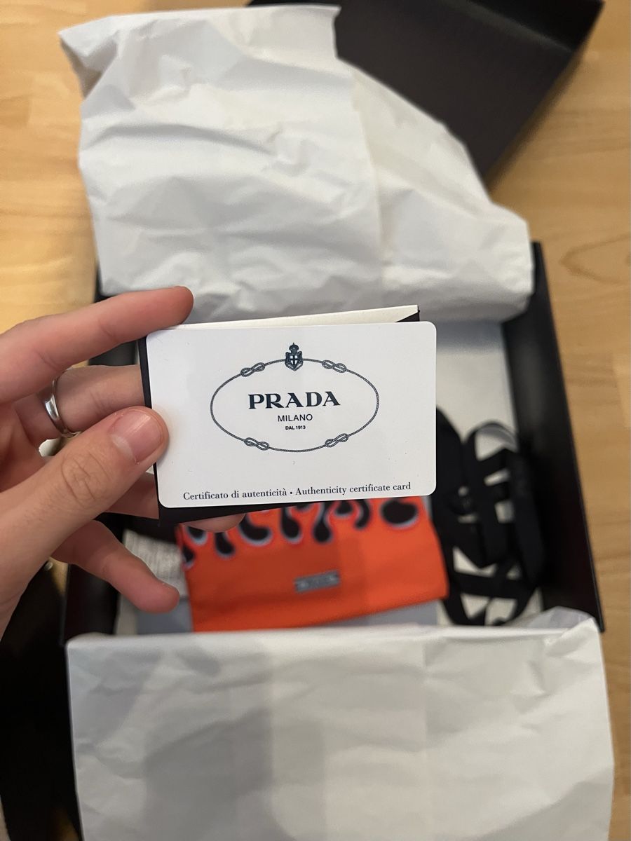 Prada Borse: Prada Re-Nylon Shoulder Bag Unisex – Usato da Spreitenbach venduto da iamxrco 5