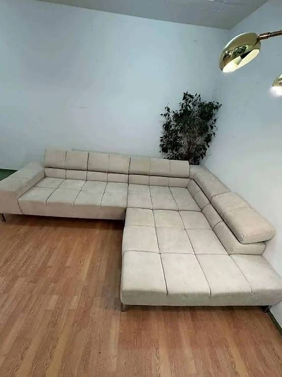 Divani: Bubble Ecksofa Beige mit verstellbaren Kopfstützen – Usato da Effretikon venduto da Aura_Briner 3