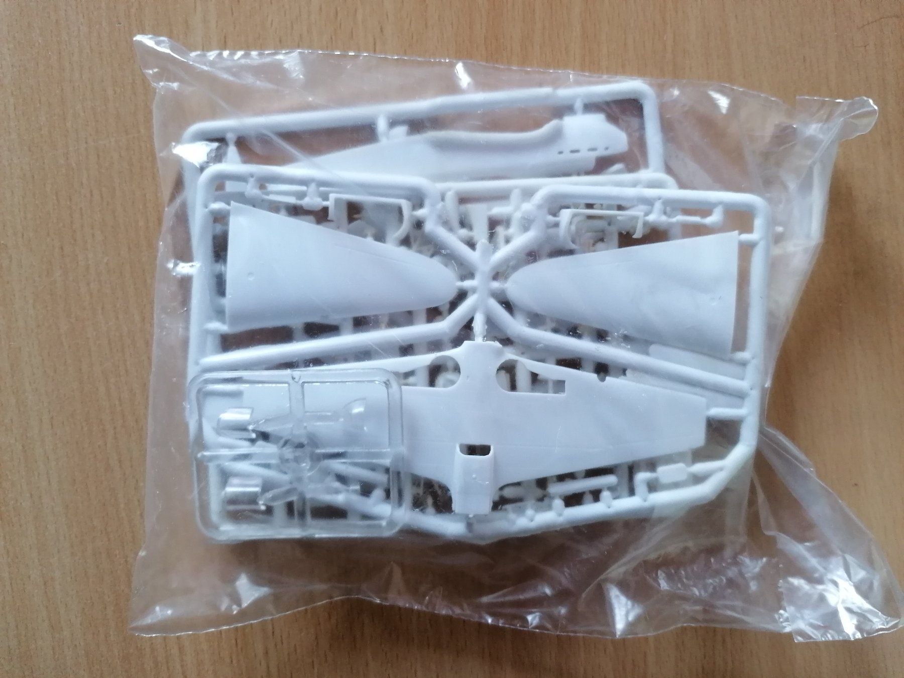 Modellbausätze & Standmodelle: 1/72 Yak-1 A Model 7255 – Neu und originalverpackt aus Sion von mika-0926 2