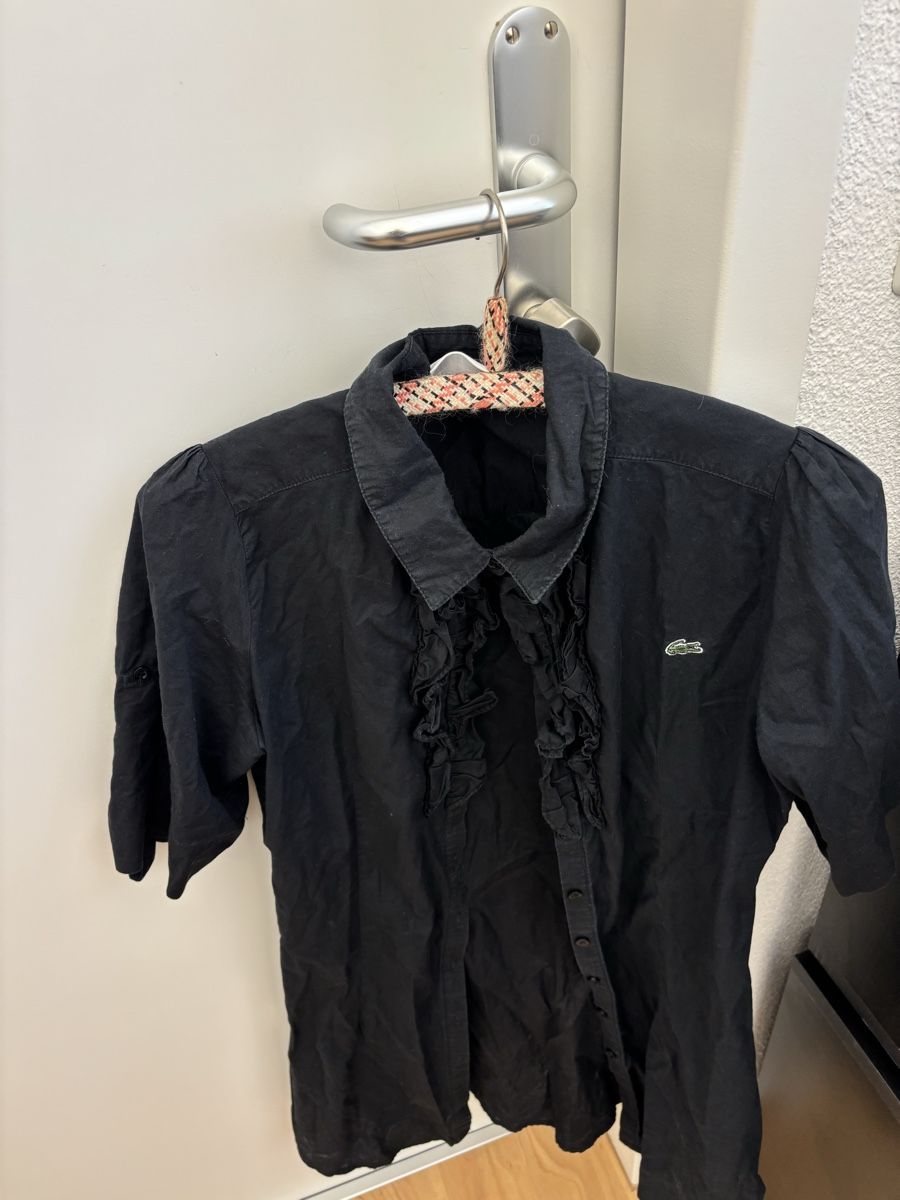 Lacoste Camicette: Bluse Lacoste schwarz Gr. 36 – Usato da Kaltbrunn venduto da Modern 1