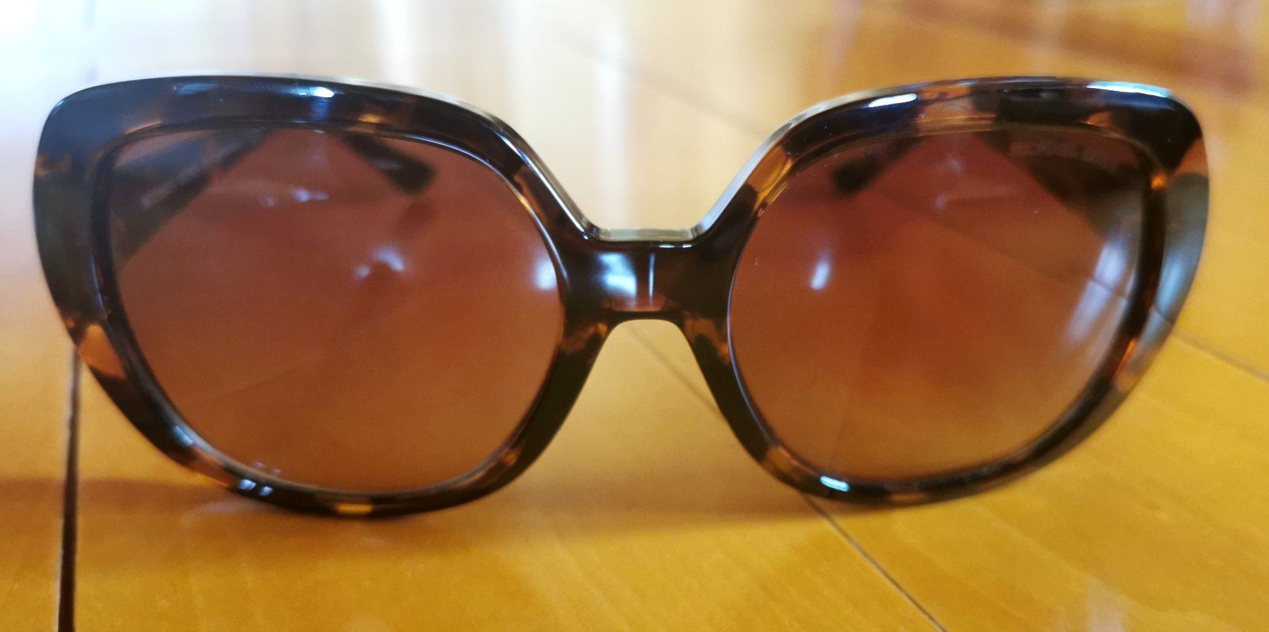 Michael Kors Occhiali & Lenti: Sonnenbrille Michael Kors  wie neu – Usato da Au SG venduto da farbdesign 2