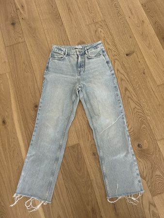 Zara Jeans, Grösse 36, hellblau, Top Zustand für Frühling!