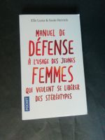 Livre Manuel de défense jeunes femmes comme neuf