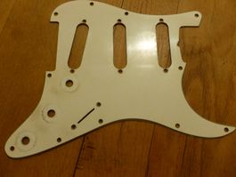 1970 1971 VINTAGE FENDER STRATOCASTER PICKGUARD CLEAN