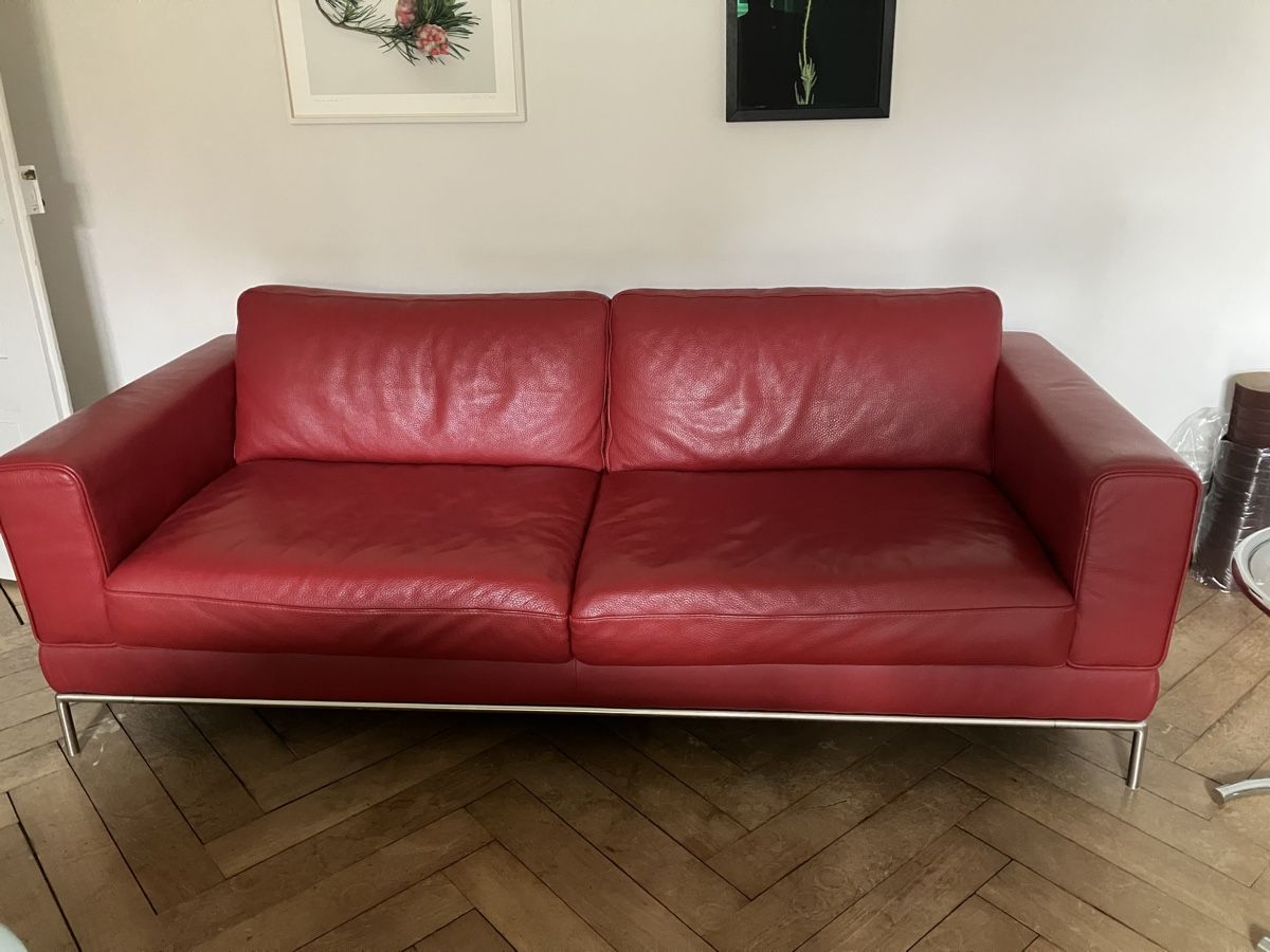 Divani: Rotes Kult-Ledersofa von Ikea – Usato da Bern venduto da dinamaria