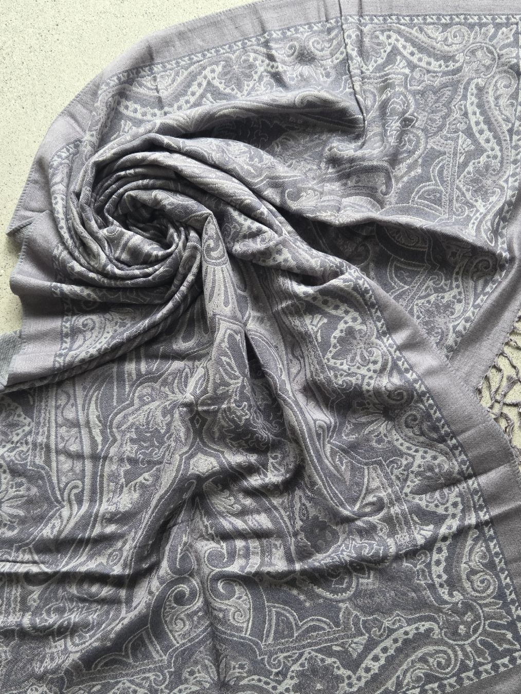 Foulard & Sciarpe: Schal Viscose/Wolle – Nuovo e nell'imballaggio originale da Frauenfeld venduto da Schenken-mit-Herz 1
