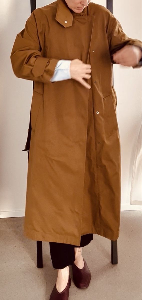 Comptoir des Cotonniers Cappotti: Comptoir des Cotonniers Oversized Trenchcoat – Usato da Zürich venduto da eka_5xfb 2