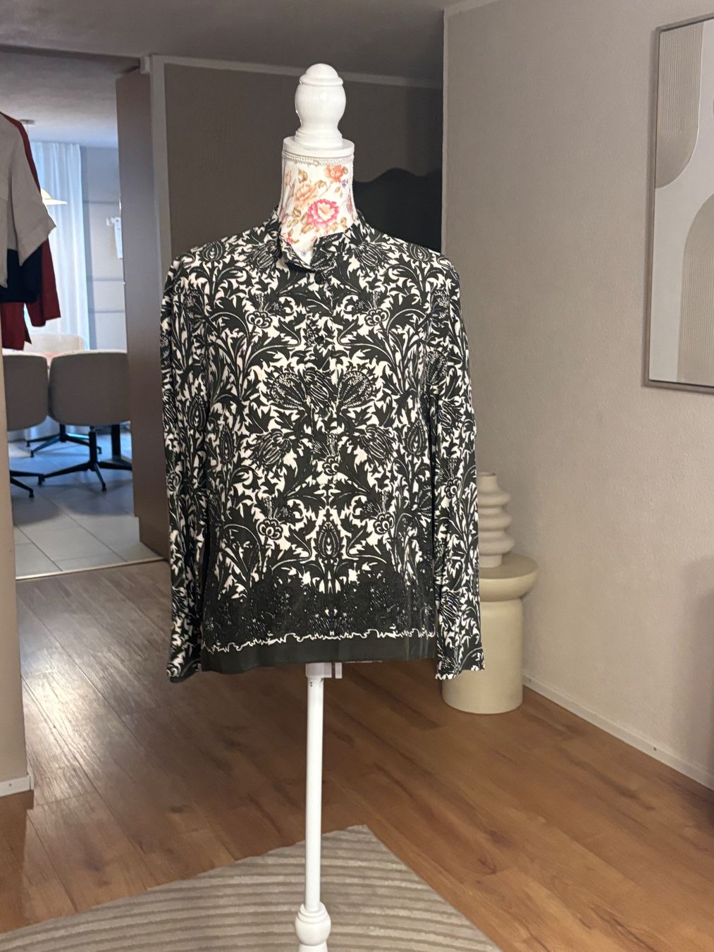 Blusen: Windsor Bluse 100% Seide – Gebraucht aus St. Margrethen SG von dijanaO