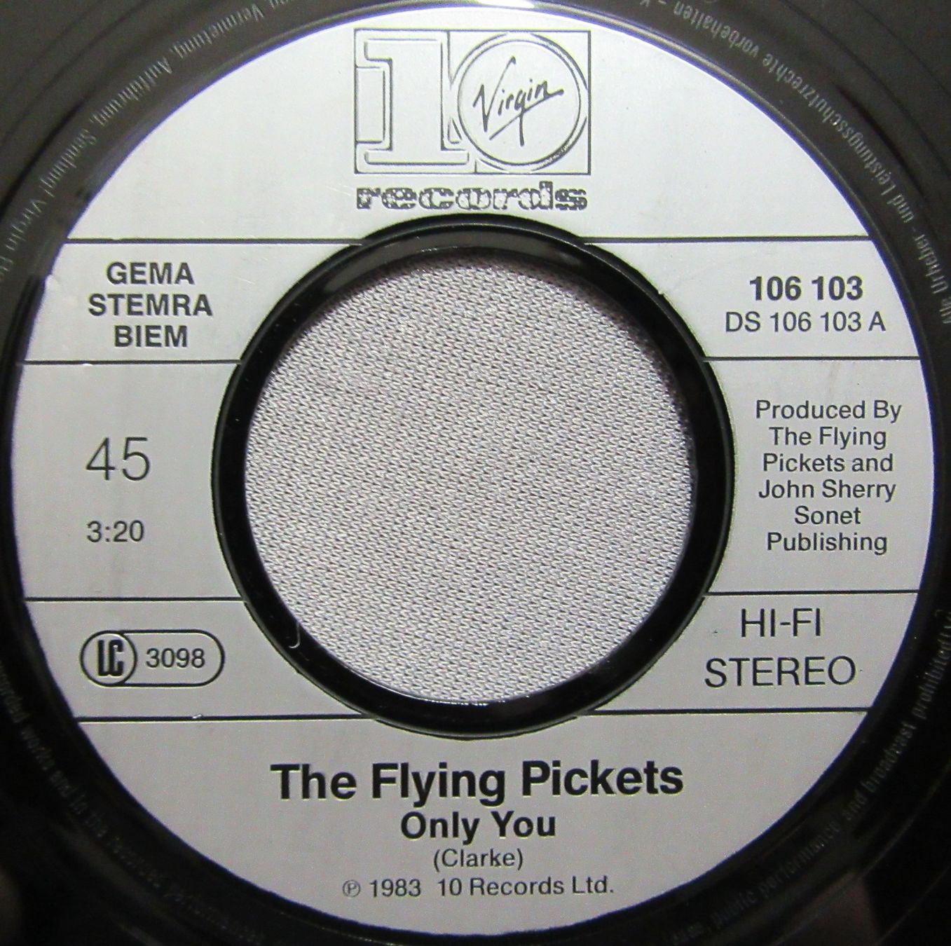 Schallplatten: The Flying Pickets - Only you - Single von 1983 – Gebraucht aus Auenstein von Padabimbim 2