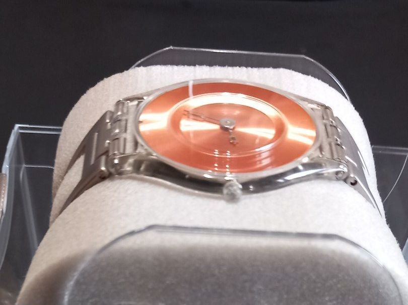 Swatch Orologi: Swatch Skin Ultra Plate Neuve – Nuovo e nell'imballaggio originale da La Chaux-de-Fonds venduto da Swiss_LP_Records 2
