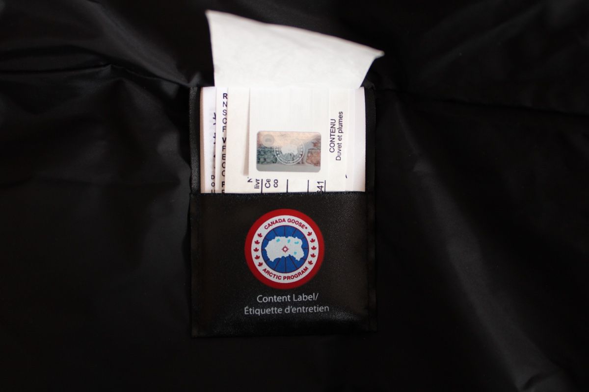 Canada Goose Giacche: Canada Goose kaki – Nuovo (secondo la descrizione) da Essertines-Rolle venduto da Nono_1802 3