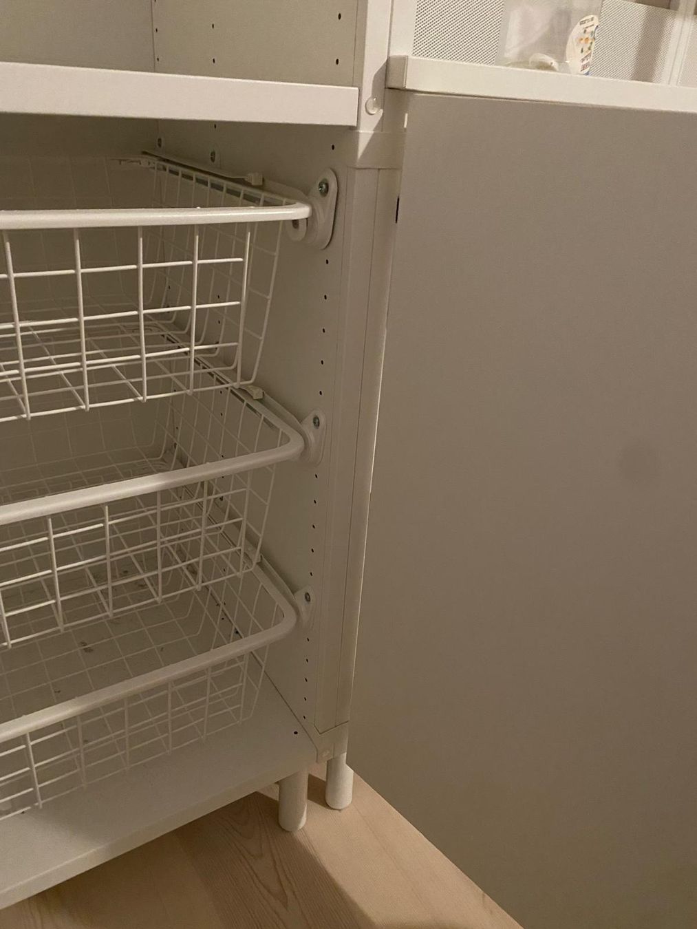 Armadi: IKEA Kleiderschrank Eket – Usato da Pianezzo venduto da NathalieEmily 1