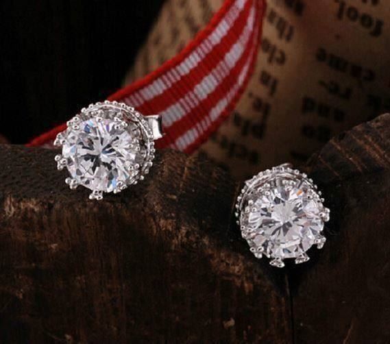 Orecchini pendenti & Orecchini a lobo: Luxury Crystal Zircon Earrings Elegant – Nuovo e nell'imballaggio originale da Genève venduto da AGBERG 2