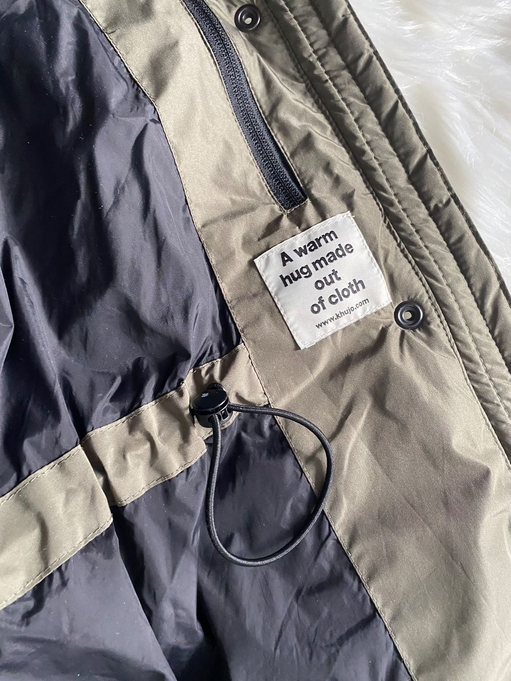 Khujo Mäntel: Khujo Wintermantel Größe L Olive – Gebraucht aus Duebendorf von Alexandertreyer 9